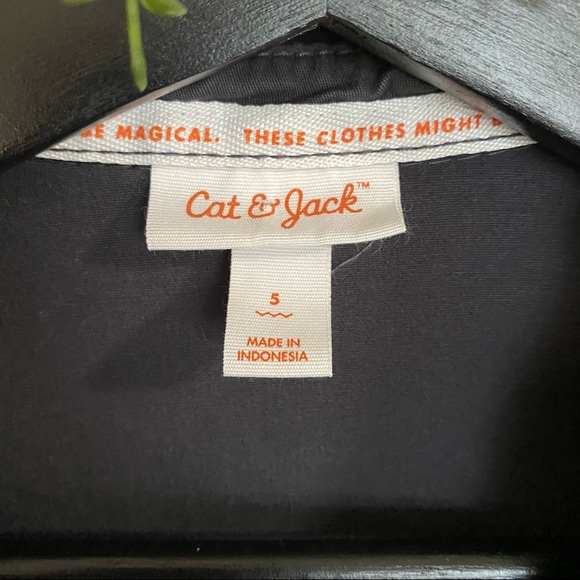 Boys Cat & Jack Long Sleeve Woven Dark Gray Romper Zipper front 5 - Picture 5 of 10